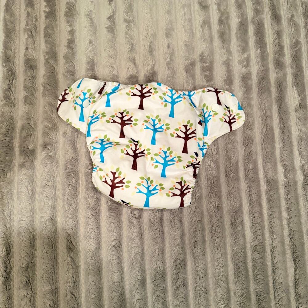 Thirsties Size Two All-in-One Cloth Diaper - Tree Print - EUC - Picture 3 of 5